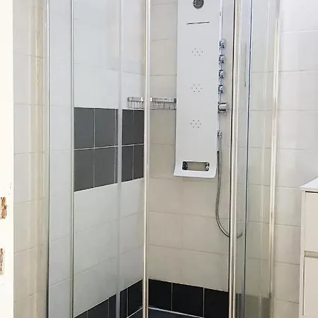 Modern - Comfortable Beds - Wellnes Shower * Larnaca